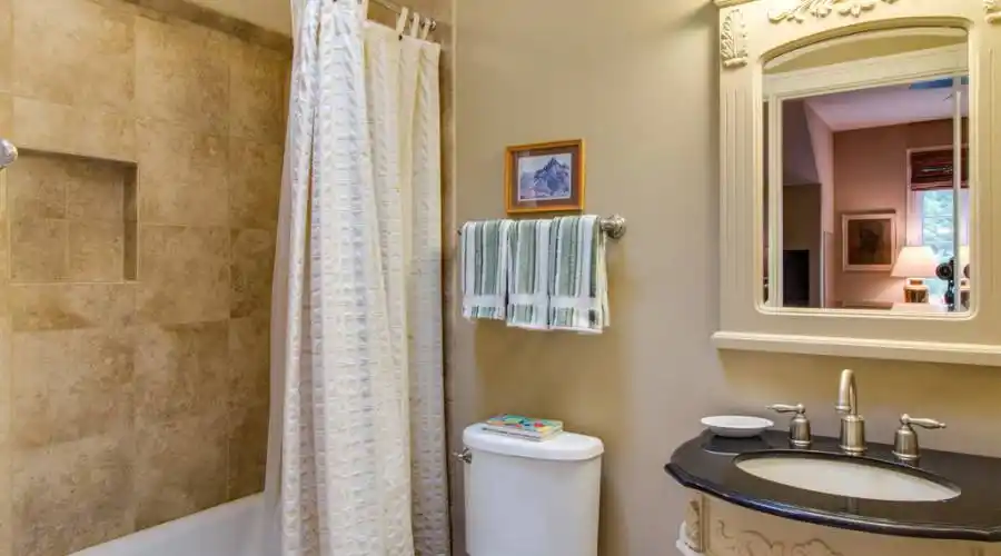 299 Farnsleigh Avenue,Bluffton,South Carolina 29910,United States,4 Bedrooms Bedrooms,4 Rooms Rooms,4 BathroomsBathrooms,Residential,Farnsleigh Avenue,254583