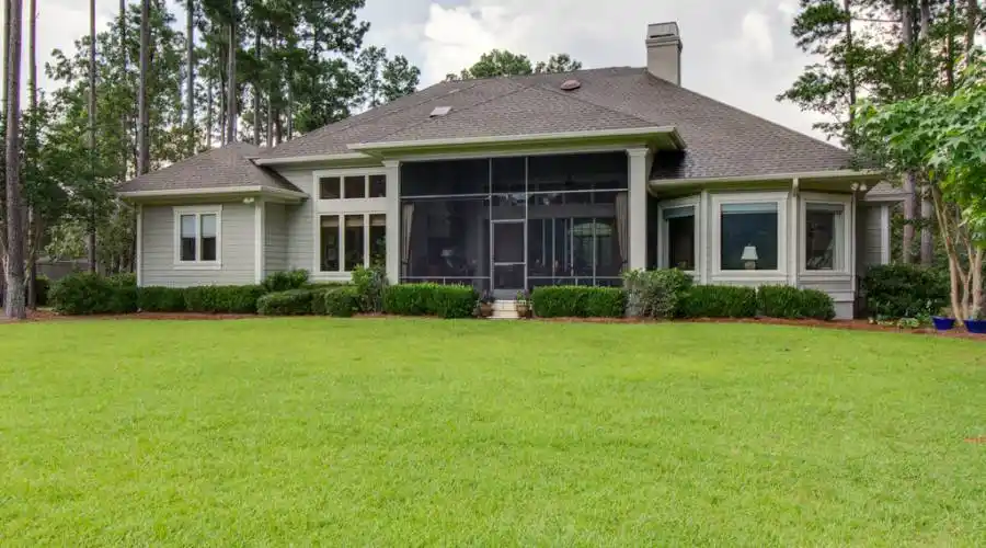 299 Farnsleigh Avenue,Bluffton,South Carolina 29910,United States,4 Bedrooms Bedrooms,4 Rooms Rooms,4 BathroomsBathrooms,Residential,Farnsleigh Avenue,254583