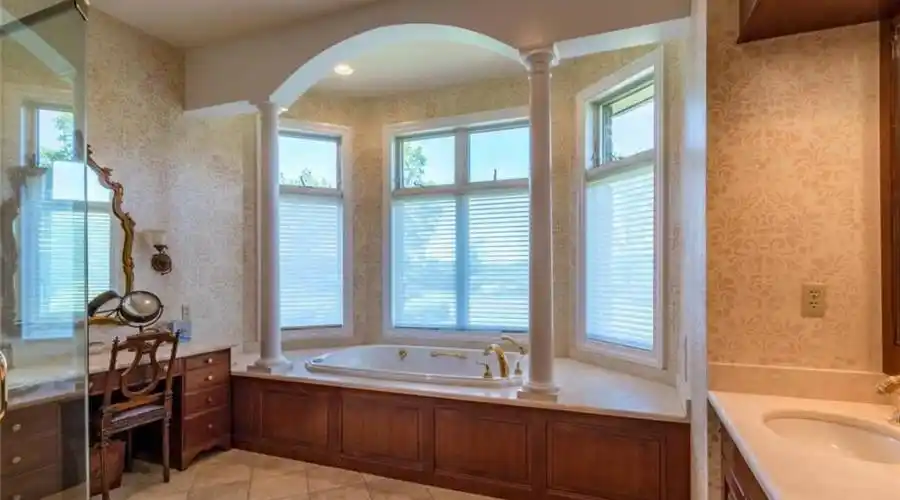 2514 Hickory Lane,Springfield Twp,Pennsylvania 18036,United States,5 Bedrooms Bedrooms,3 BathroomsBathrooms,Residential,Hickory Lane,254584