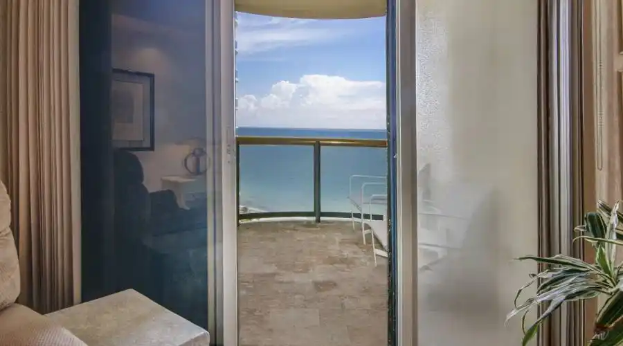 9999 Collins Ave # 17D,BAL HARBOUR,Florida 33154,United States,2 Bedrooms Bedrooms,4 BathroomsBathrooms,Waterfront,Bal Harbour Tower,Collins Ave # 17D,17,254588