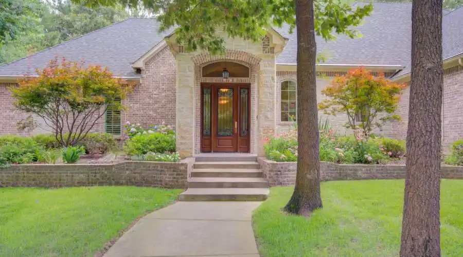6009 Graemont Boulevard,Tyler,Texas 75703,United States,4 Bedrooms Bedrooms,10 Rooms Rooms,4 BathroomsBathrooms,Residential,Graemont Boulevard,255654