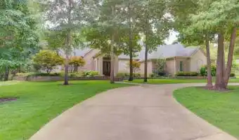 6009 Graemont Boulevard,Tyler,Texas 75703,United States,4 Bedrooms Bedrooms,10 Rooms Rooms,4 BathroomsBathrooms,Residential,Graemont Boulevard,255654