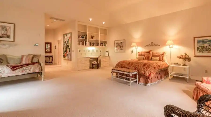 4430 Pond View Court,Bethlehem,Pennsylvania 18020,United States,3 Bedrooms Bedrooms,12 Rooms Rooms,2 BathroomsBathrooms,Residential,Pond View,258073