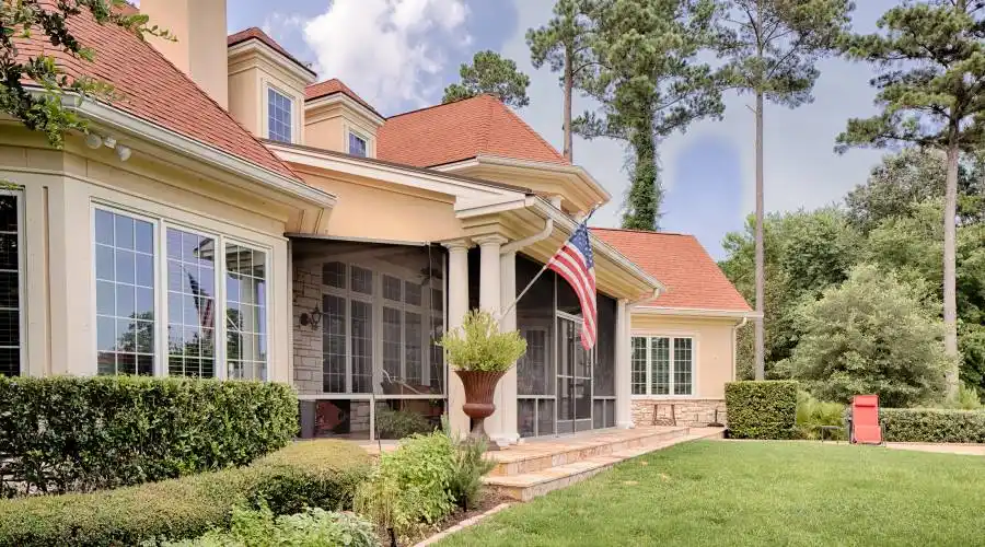 15 Canterbury Lane,Bluffton,South Carolina 29910,United States,4 Bedrooms Bedrooms,4 Rooms Rooms,5 BathroomsBathrooms,Residential,Canterbury Lane,260065