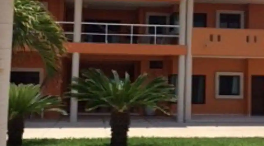 Playa Arroyo Seco,48980,Mexico,5 Bedrooms Bedrooms,3 BathroomsBathrooms,Residential,260772