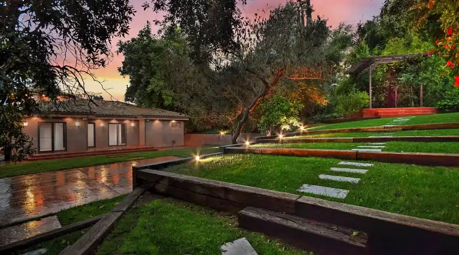 4709 Caritina Dr,Tarzana,California 91356,United States,5 Bedrooms Bedrooms,6 BathroomsBathrooms,Residential,Caritina Dr,262671