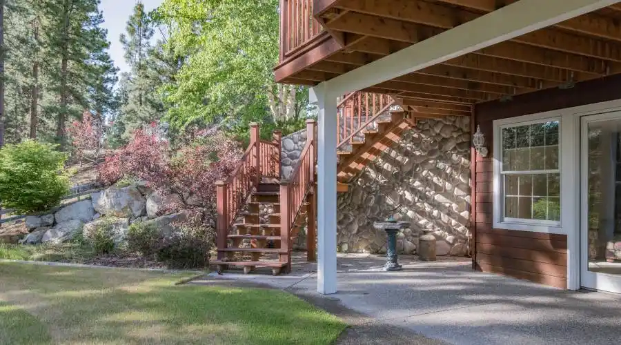 942 Springhill,Hamilton,Montana,United States,4 Bedrooms Bedrooms,4 BathroomsBathrooms,Residential,Springhill,263716