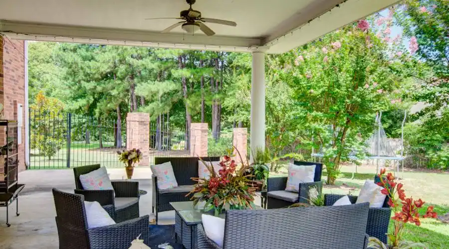 2015 Dressage Lane,Tyler,Texas 75703,United States,5 Bedrooms Bedrooms,10 Rooms Rooms,4 BathroomsBathrooms,Residential,Dressage Lane,264465