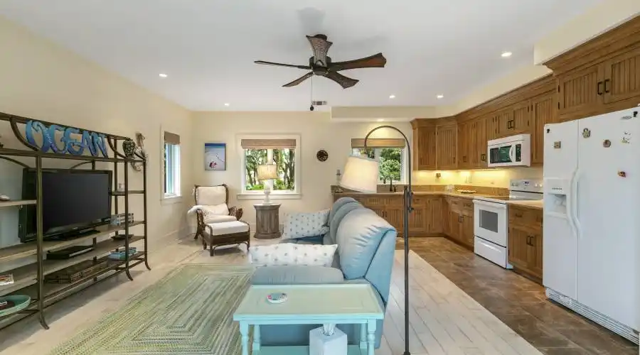 7925 S Tropical Trail,Merritt Island,Florida 32952,United States,5 Bedrooms Bedrooms,27 Rooms Rooms,6 BathroomsBathrooms,Residential,S Tropical Trail,265131