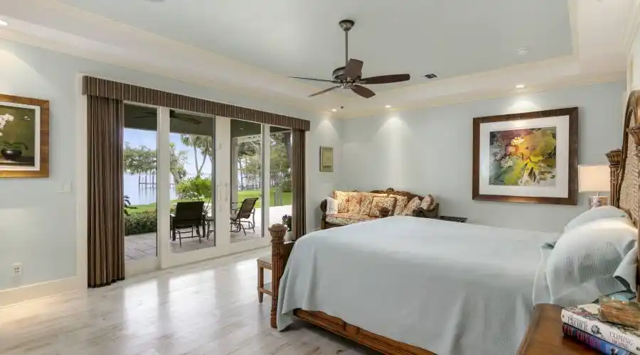 7925 S Tropical Trail,Merritt Island,Florida 32952,United States,5 Bedrooms Bedrooms,27 Rooms Rooms,6 BathroomsBathrooms,Residential,S Tropical Trail,265131