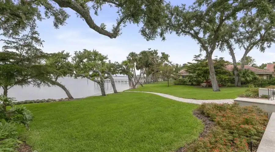 7925 S Tropical Trail,Merritt Island,Florida 32952,United States,5 Bedrooms Bedrooms,27 Rooms Rooms,6 BathroomsBathrooms,Residential,S Tropical Trail,265131