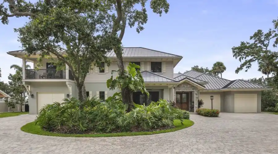 7925 S Tropical Trail,Merritt Island,Florida 32952,United States,5 Bedrooms Bedrooms,27 Rooms Rooms,6 BathroomsBathrooms,Residential,S Tropical Trail,265131