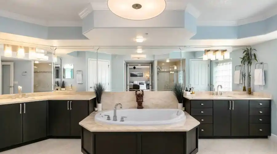 1515 N Hwy A1A #201,Indialantic,Florida 32903,United States,3 Bedrooms Bedrooms,12 Rooms Rooms,3 BathroomsBathrooms,Condo,The Claridge,N Hwy A1A,2,265133