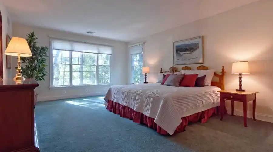 2450 Ballybunion Road,Center Valley,Pennsylvania 18034,United States,5 Bedrooms Bedrooms,21 Rooms Rooms,5 BathroomsBathrooms,Residential,Ballybunion,268036