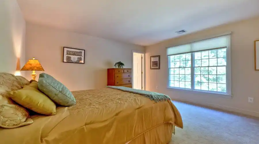 2450 Ballybunion Road,Center Valley,Pennsylvania 18034,United States,5 Bedrooms Bedrooms,21 Rooms Rooms,5 BathroomsBathrooms,Residential,Ballybunion,268036