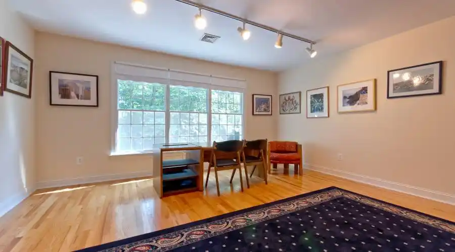 2450 Ballybunion Road,Center Valley,Pennsylvania 18034,United States,5 Bedrooms Bedrooms,21 Rooms Rooms,5 BathroomsBathrooms,Residential,Ballybunion,268036
