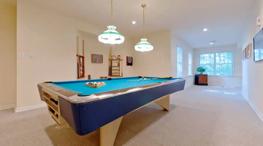 2450 Ballybunion Road,Center Valley,Pennsylvania 18034,United States,5 Bedrooms Bedrooms,21 Rooms Rooms,5 BathroomsBathrooms,Residential,Ballybunion,268036