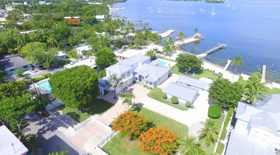130 Point Pleasant Drive,Key Largo,33037,United States,5 Bedrooms Bedrooms,8 Rooms Rooms,5 BathroomsBathrooms,Residential,Point Pleasant ,1,268089