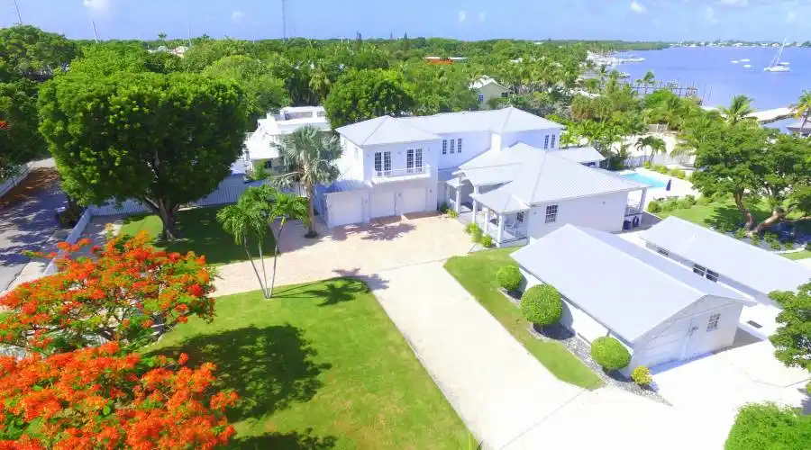130 Point Pleasant Drive,Key Largo,33037,United States,5 Bedrooms Bedrooms,8 Rooms Rooms,5 BathroomsBathrooms,Residential,Point Pleasant ,1,268089