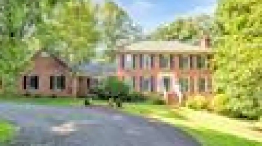 2300 Mill Ridge RD,Charlottesville,Virginia 22903,United States,5 Bedrooms Bedrooms,17 Rooms Rooms,4 BathroomsBathrooms,Residential,Mill Ridge RD,268090