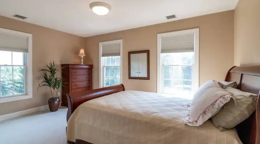 1954 O'brien's Court,Bethlehem,Pennsylvania 18015,United States,4 Bedrooms Bedrooms,13 Rooms Rooms,5 BathroomsBathrooms,Residential,O'brien's,272779