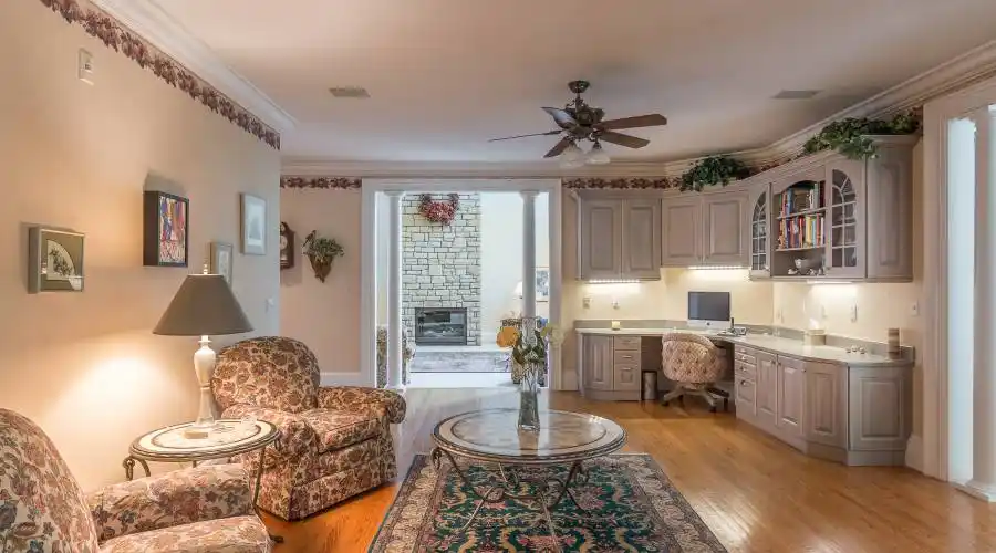 10 Easton Lane- Moreland Hills- Ohio 44022- United States, 4 Bedrooms Bedrooms, 12 Rooms Rooms,4 BathroomsBathrooms,Residential,For Sale,Easton,274241