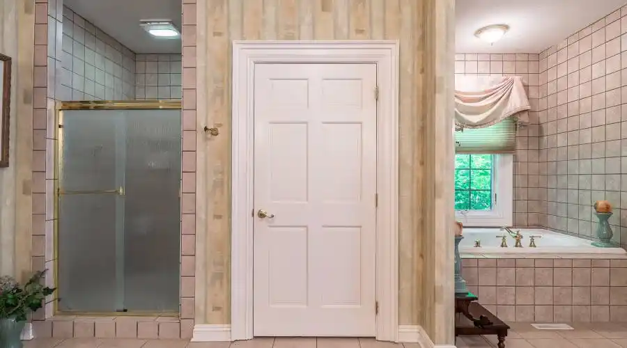 10 Easton Lane- Moreland Hills- Ohio 44022- United States, 4 Bedrooms Bedrooms, 12 Rooms Rooms,4 BathroomsBathrooms,Residential,For Sale,Easton,274241