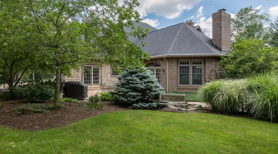 10 Easton Lane- Moreland Hills- Ohio 44022- United States, 4 Bedrooms Bedrooms, 12 Rooms Rooms,4 BathroomsBathrooms,Residential,For Sale,Easton,274241