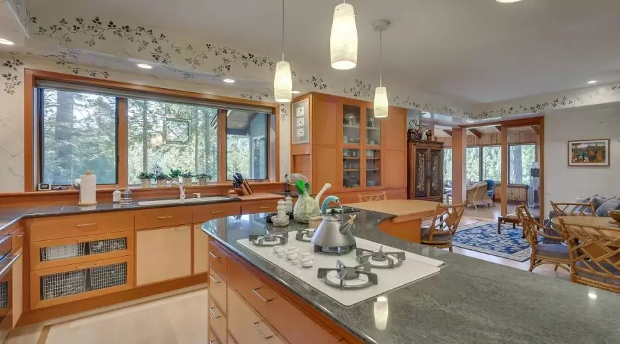 10880 mill springs RD, Nevada City, California 95959, United States, 4 Bedrooms Bedrooms, ,3.5 BathroomsBathrooms,Residential,For Sale,10880 mill springs RD,335218