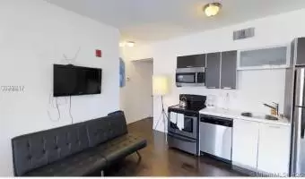 611 11th St #105, Miami Beach, Florida 33139, United States, 1 Bedroom Bedrooms, ,1 BathroomBathrooms,Residential,For Sale,611 11th St #105,428440
