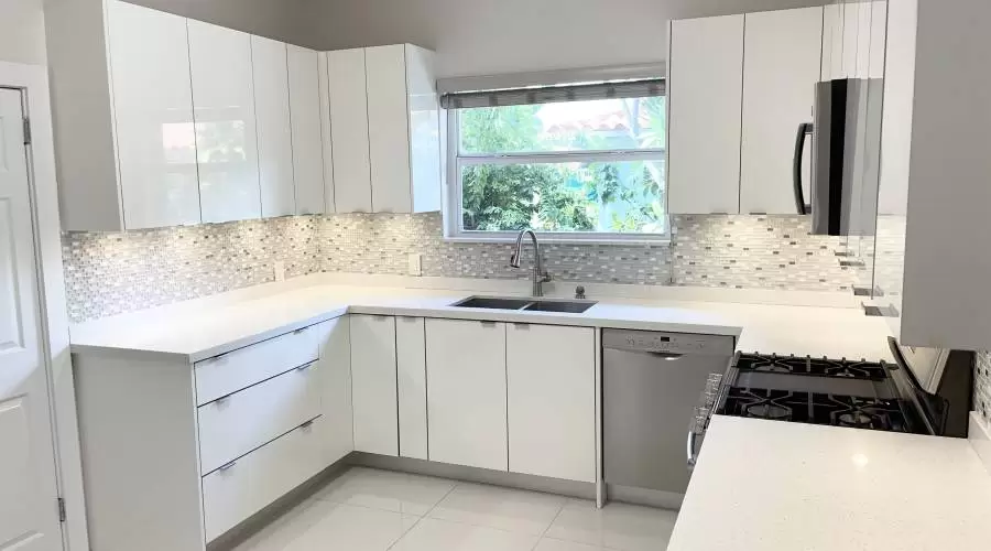 4555 N Jefferson Ave, Miami Beach, Florida 33140, United States, 3 Bedrooms Bedrooms, ,2 BathroomsBathrooms,Residential,For Rent,4555 N Jefferson Ave,428450
