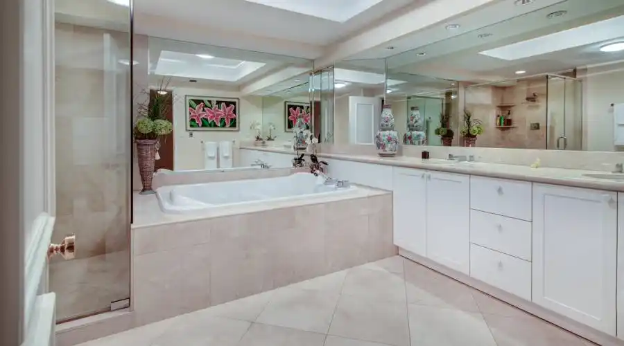 9999 Collins Ave 3C- Bal Harbour- Florida 33154- United States, 3 Bedrooms Bedrooms, ,3 BathroomsBathrooms,Condo,For Sale,Collins Ave 3C,485260
