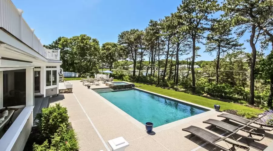 629 and 656 Sea View Avenue, Osterville, Massachusetts 02655, United States, 5 Bedrooms Bedrooms, ,6 BathroomsBathrooms,Residential,For Sale,629 and 656 Sea View Avenue,543735