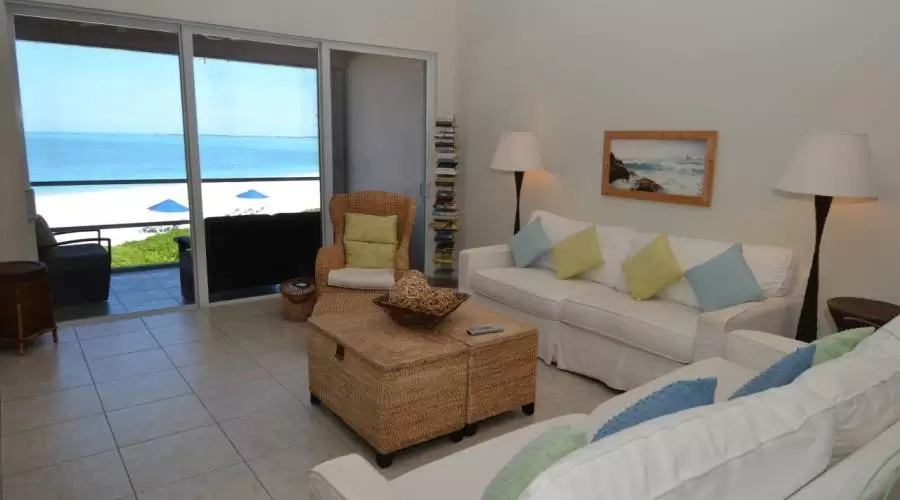 Treasure Cay Drive,Treasure Cay,Abaco,Bahamas,3 Bedrooms Bedrooms,6 Rooms Rooms,3 BathroomsBathrooms,Residential,Bahama Beach Club,Treasure Cay Drive,2046,55865