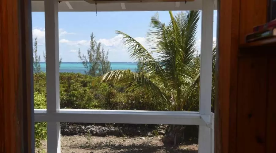 Man-O-War Cay,Abaco,Bahamas,2 Bedrooms Bedrooms,4 Rooms Rooms,2 BathroomsBathrooms,Residential,56097