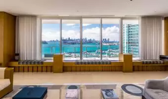 800 South Pointe Drive #1004,Miami Beach,Florida 33139,United States,Residential,800 South Pointe Drive #1004,56338