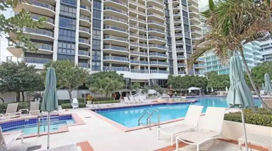 9999 Collins Avenue# 4F,Bal Harbour,Florida 33154,United States,Residential,9999 Collins Avenue# 4F,56394