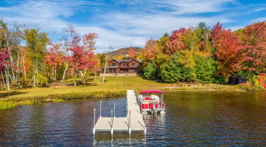 42 Ranch Road, Rumney, New Hampshire 03266, United States, 5 Bedrooms Bedrooms, 15 Rooms Rooms,3 BathroomsBathrooms,Residential,For Sale,Hy-Timbrrs Lodge,Ranch,2,570201