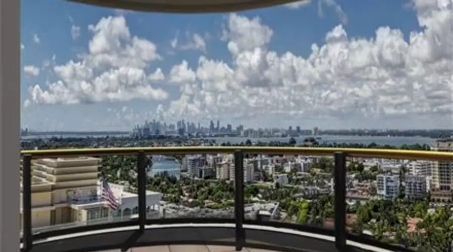 9999 Collins Ave #PH3H,Bal Harbour,Florida 33154,United States,Residential,9999 Collins Ave #PH3H,57601