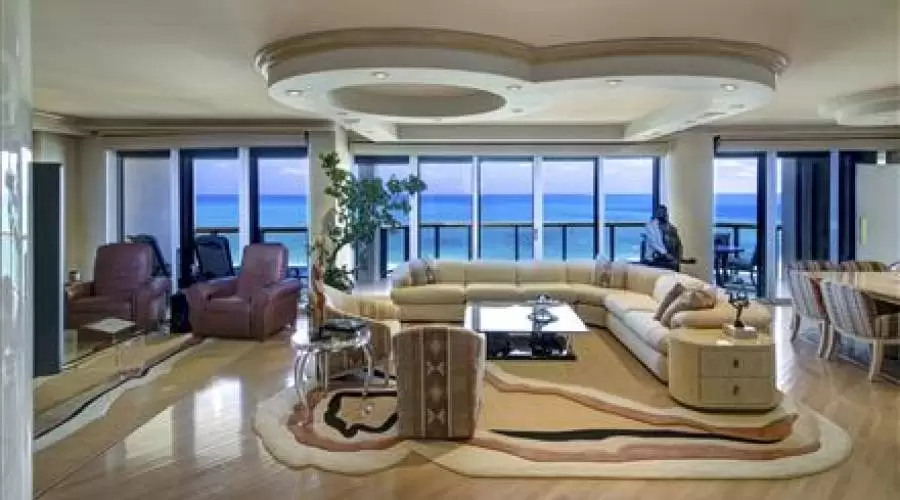 9999 Collins Ave #9F,Bal Harbour,Florida 33154,United States,Residential,9999 Collins Ave #9F,57811