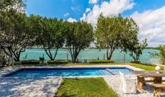 10140 W BROADVIEW DR,Bay Harbor Islands,Florida 33154,United States,Residential,10140 W BROADVIEW DR,57959