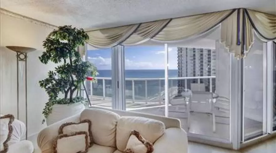 16711 Collins Ave # 2103,Sunny Isles Beach,Florida 33160,United States,2 Bedrooms Bedrooms,2 BathroomsBathrooms,Residential,16711 Collins Ave # 2103,58611