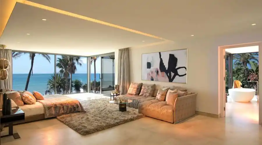 Marbella, Spain, 12 Bedrooms Bedrooms, ,13 BathroomsBathrooms,Villa,For Sale,646551