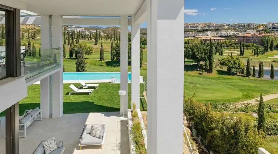 Marbella, Spain, 5 Bedrooms Bedrooms, ,5 BathroomsBathrooms,Villa,For Sale,646552