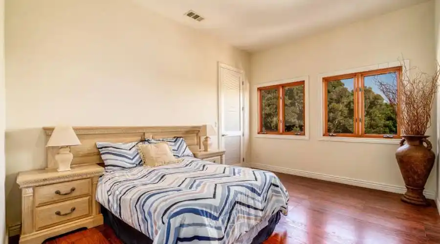 4996 Puesta Del Sol St, Malibu, California, United States, 5 Bedrooms Bedrooms, ,5 BathroomsBathrooms,Single family home,For Sale,Puesta Del Sol St,651246