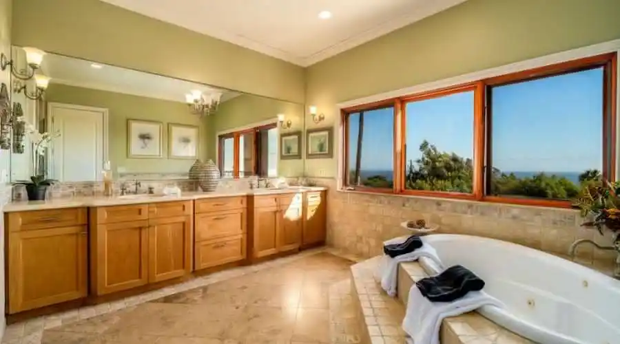 4996 Puesta Del Sol St, Malibu, California, United States, 5 Bedrooms Bedrooms, ,5 BathroomsBathrooms,Single family home,For Sale,Puesta Del Sol St,651246