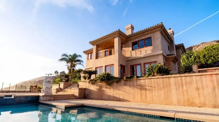 4996 Puesta Del Sol St, Malibu, California, United States, 5 Bedrooms Bedrooms, ,5 BathroomsBathrooms,Single family home,For Sale,Puesta Del Sol St,651246