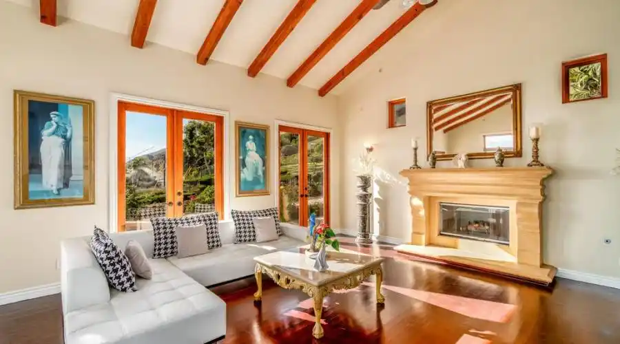 4996 Puesta Del Sol St, Malibu, California, United States, 5 Bedrooms Bedrooms, ,5 BathroomsBathrooms,Single family home,For Sale,Puesta Del Sol St,651246