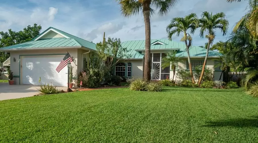 516 SW South Carolina Dr, Stuart, Florida 34994, United States, 3 Bedrooms Bedrooms, 7 Rooms Rooms,Waterfront,For Sale,SW South Carolina ,685975