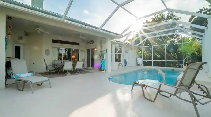 516 SW South Carolina Dr, Stuart, Florida 34994, United States, 3 Bedrooms Bedrooms, 7 Rooms Rooms,Waterfront,For Sale,SW South Carolina ,685975